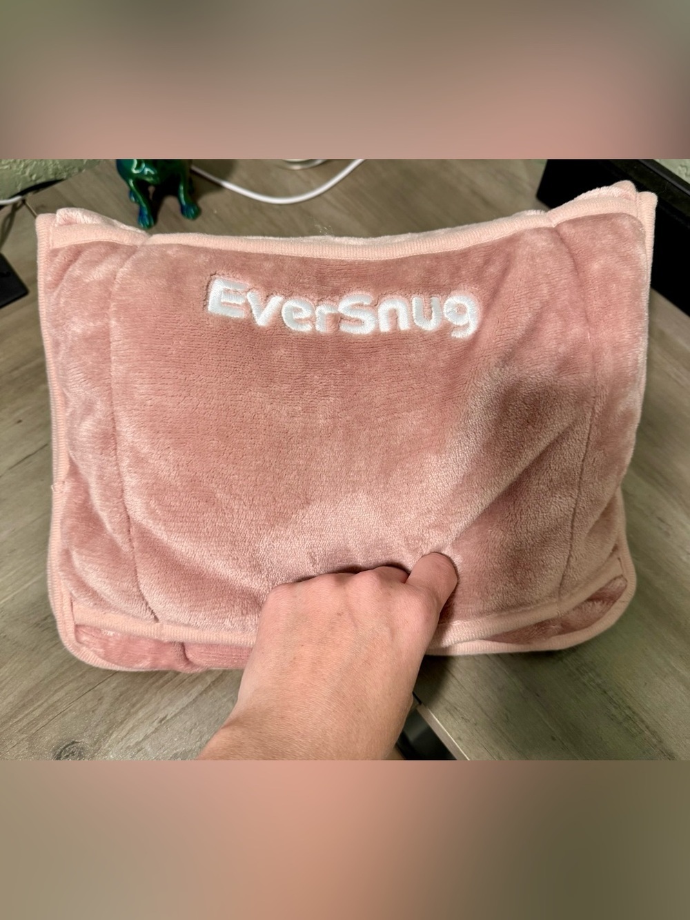 EverSnug Travel Blanket/Pillow Pink